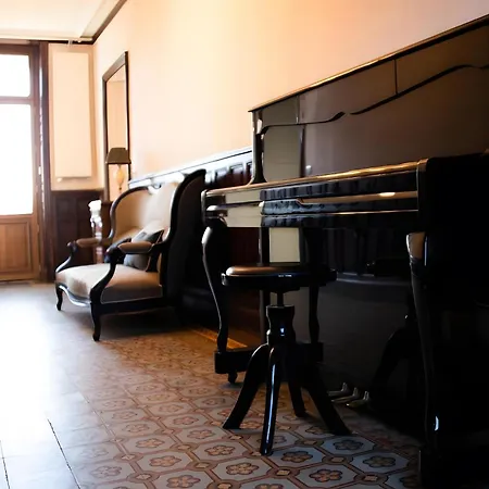 ベッド・アンド・ブレックファスト Domaine De La Briouse