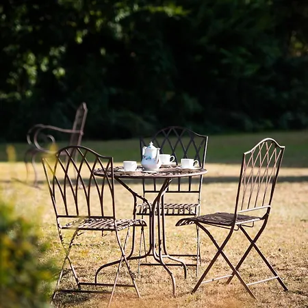 Bed & Breakfast Domaine De La Briouse Sanxay