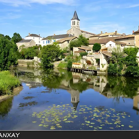 ベッド・アンド・ブレックファスト Domaine De La Briouse