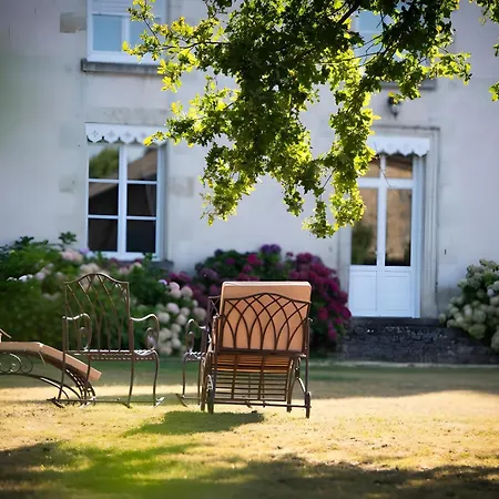 Domaine De La Briouse Bed & Breakfast